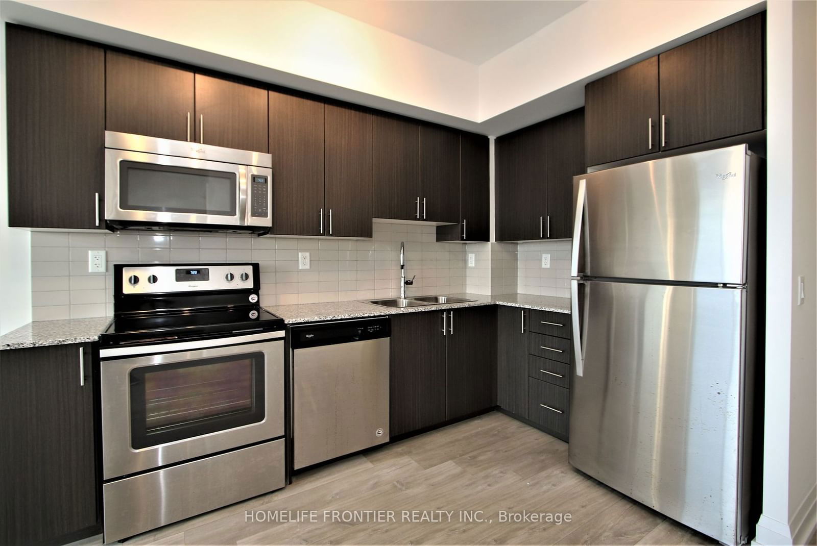 7890 Bathurst St, unit 1911 for rent