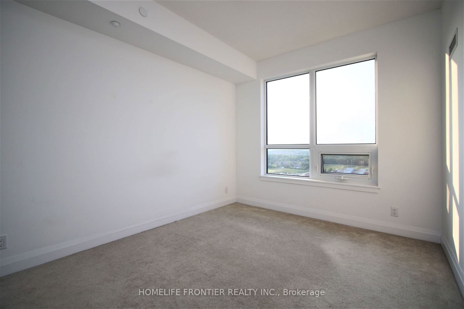 7890 Bathurst St, unit 1911 for rent