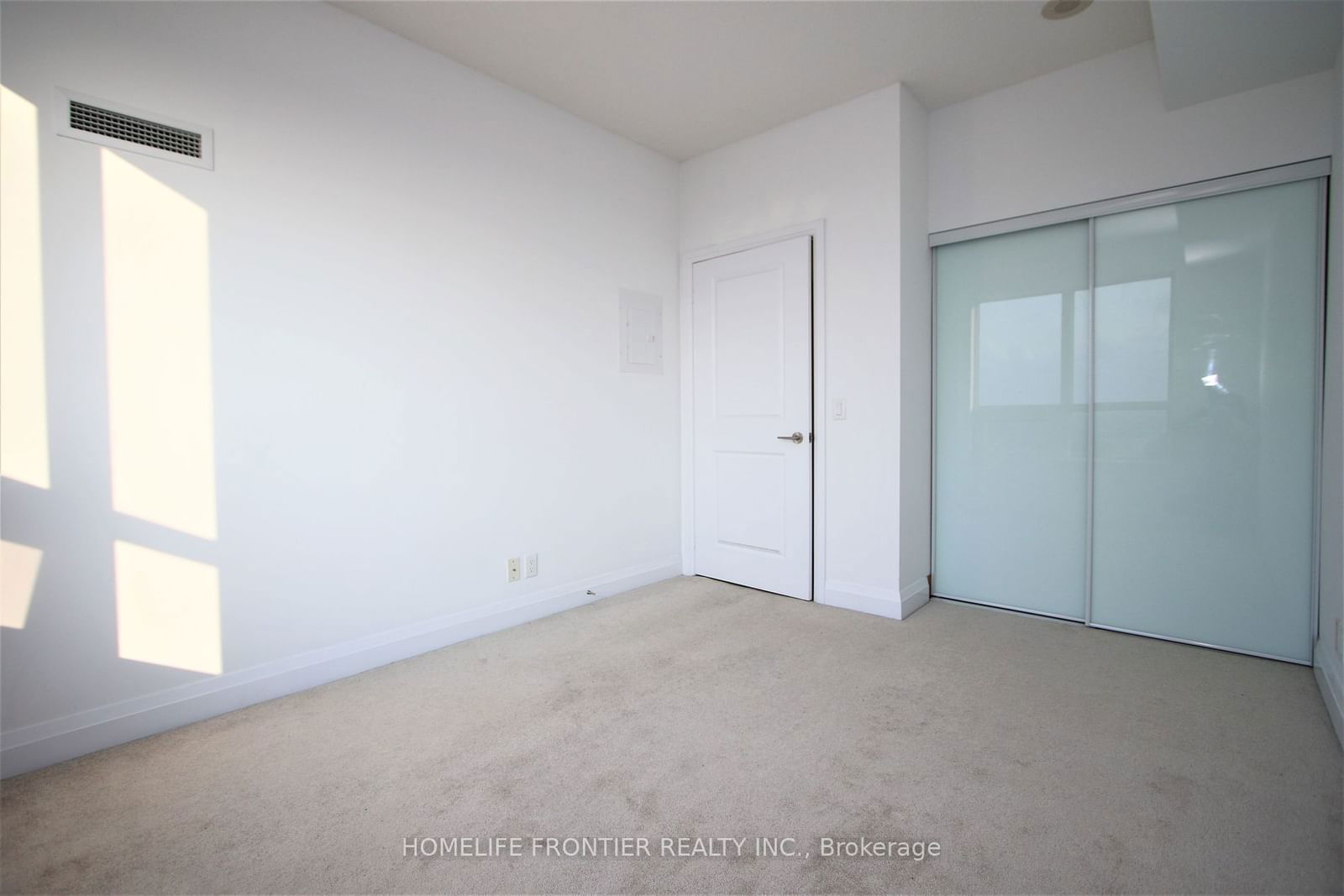 7890 Bathurst St, unit 1911 for rent