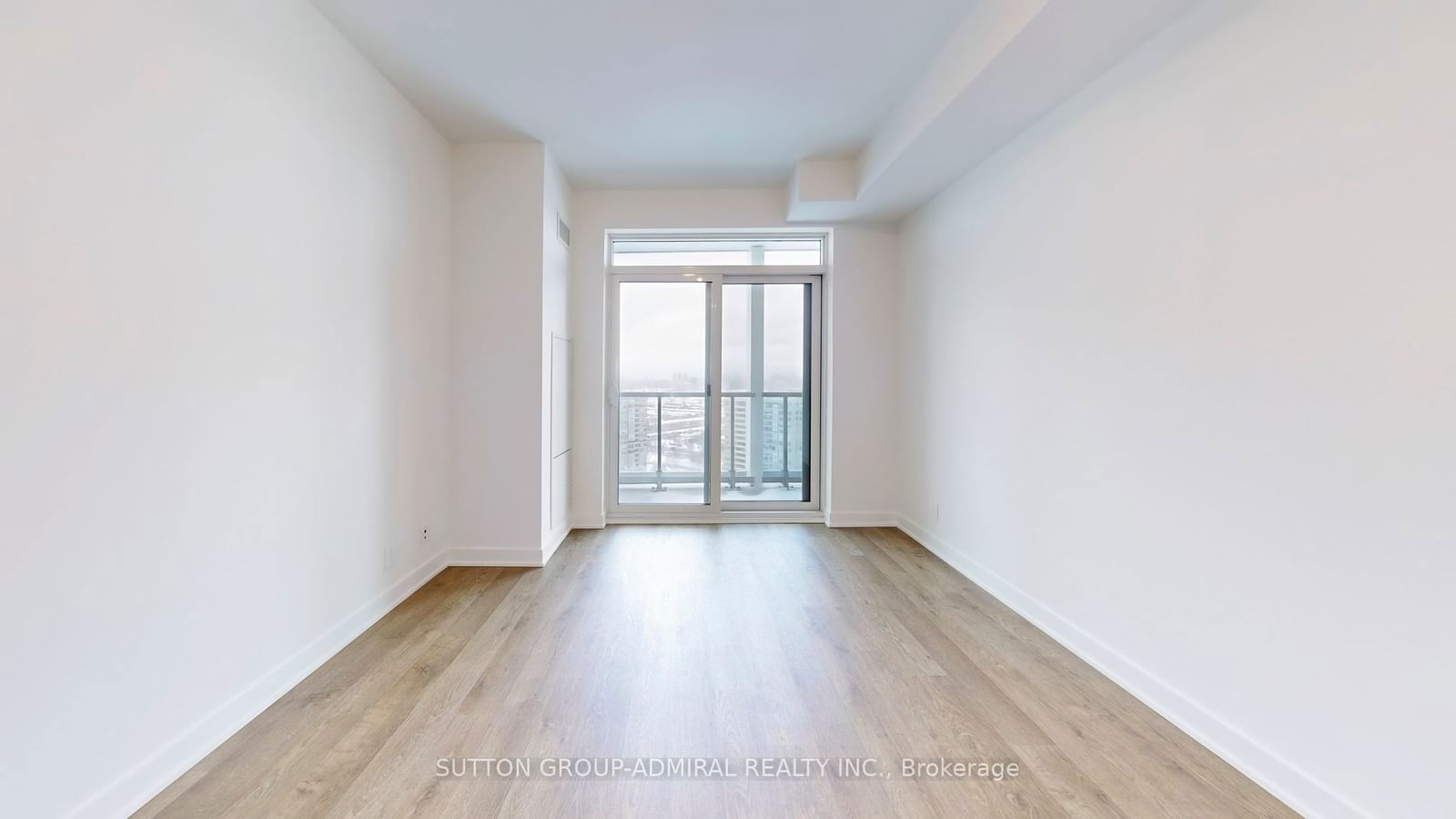 30 Upper Mall Way, unit 1711 for rent