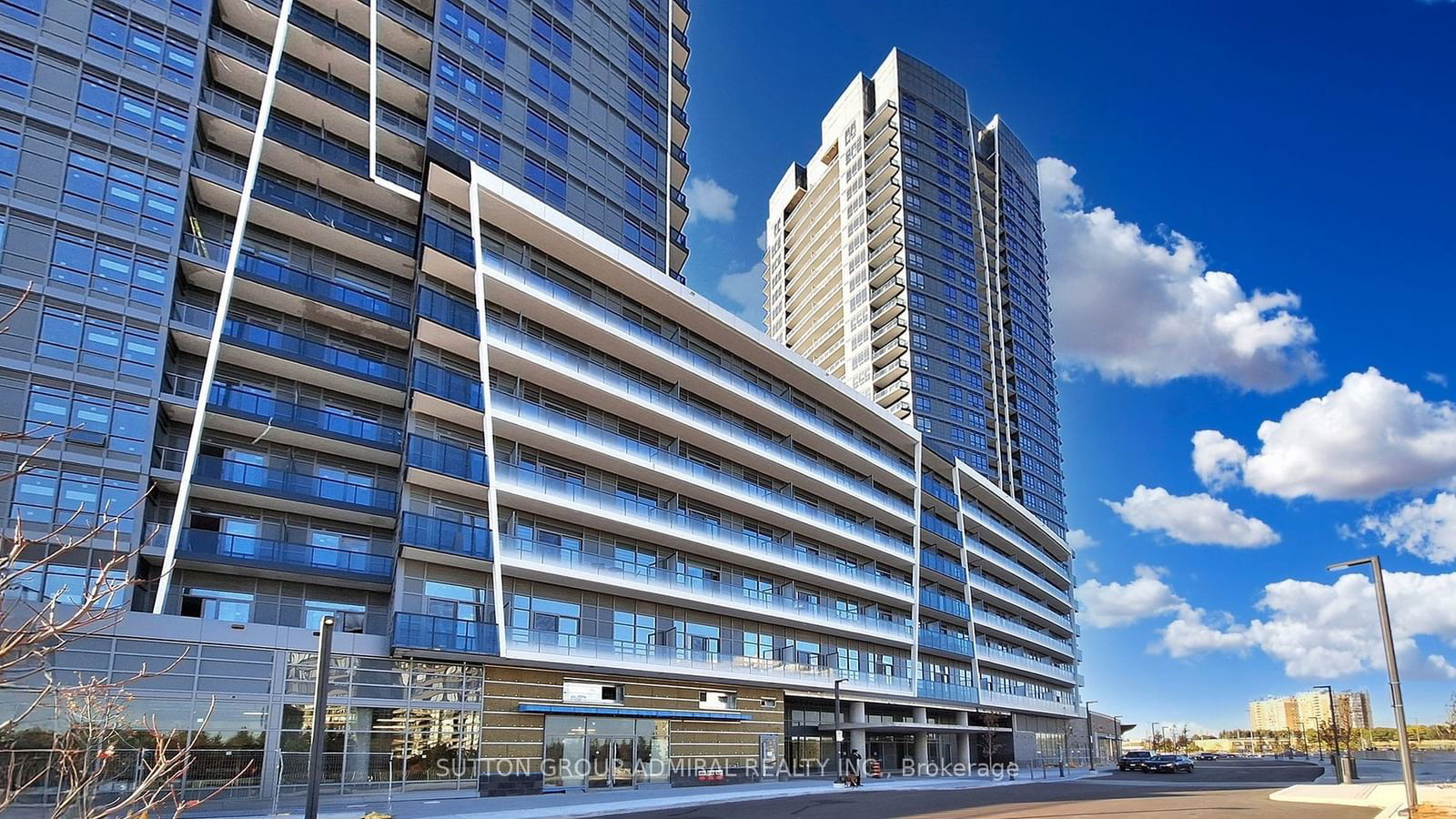 30 Upper Mall Way, unit 1711 for rent