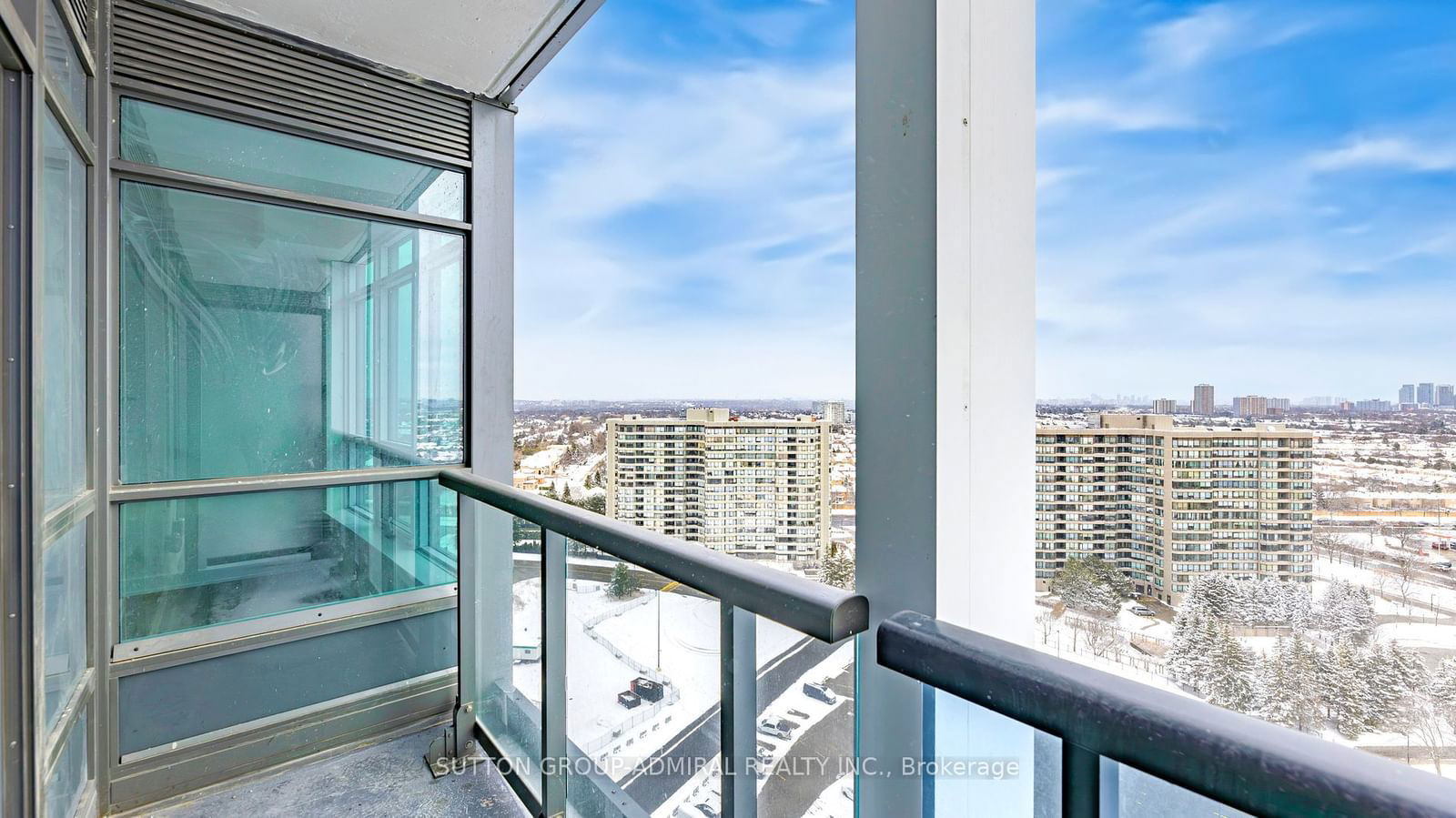 30 Upper Mall Way, unit 1711 for rent