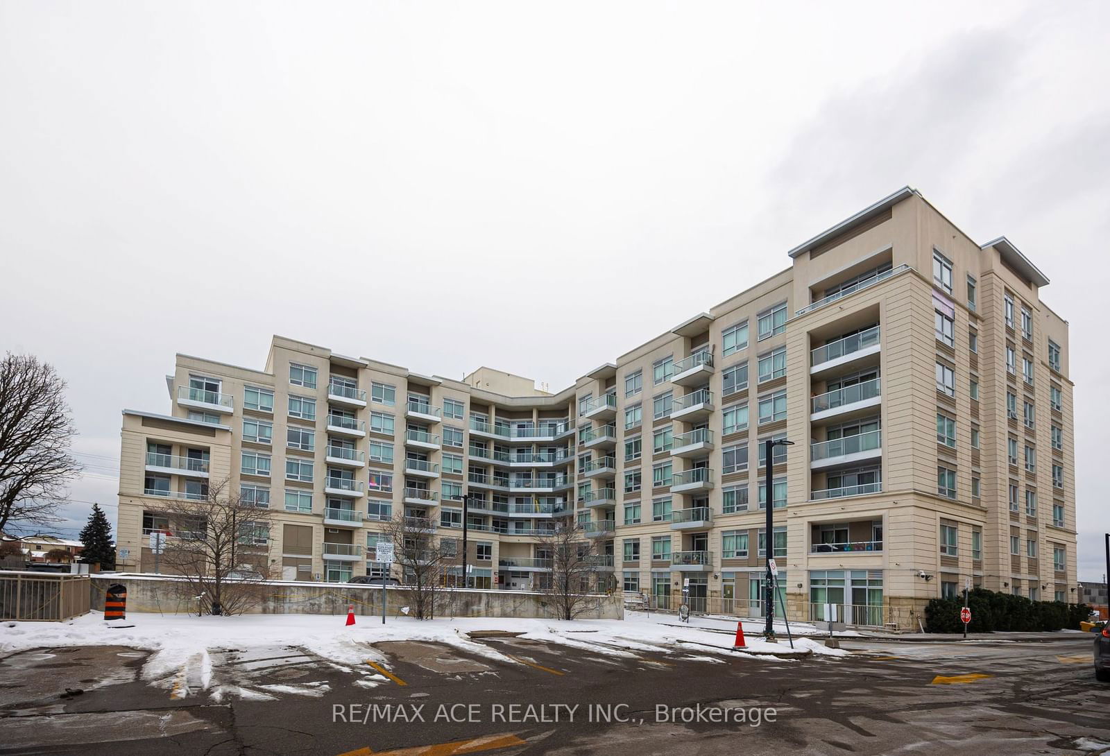 4600 Steeles Ave E, unit 601 for sale