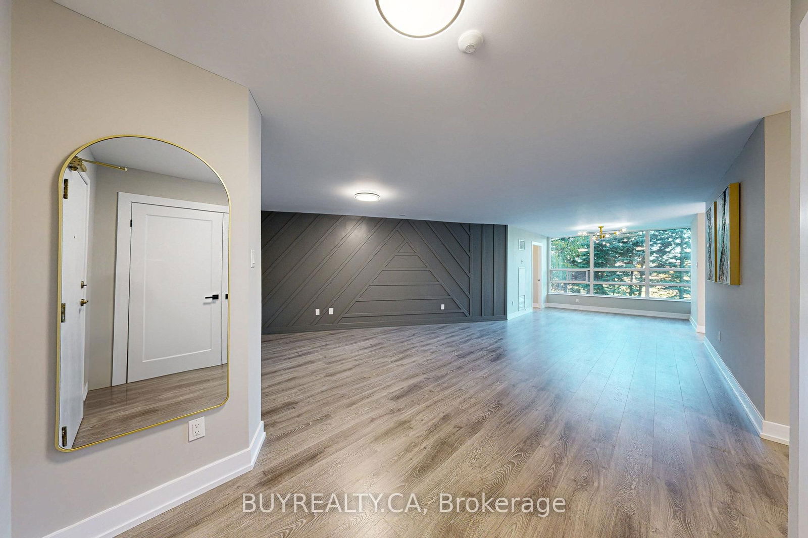 7905 Bayview Ave, unit 218 for sale