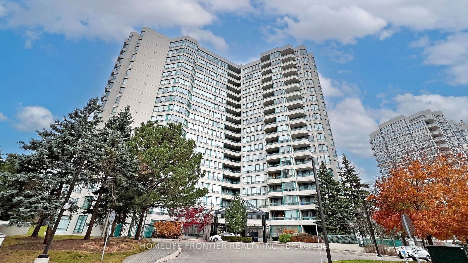 7250 Yonge St, unit 605 for sale