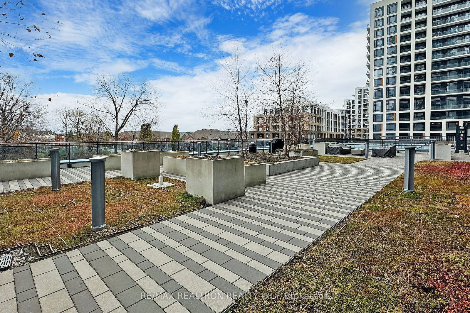 7890 Bathurst St, unit 1703 for sale