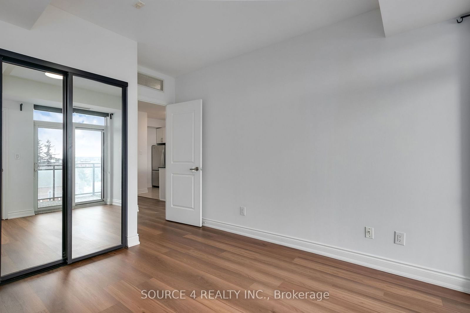 281 Woodbridge Ave, unit 426 for sale