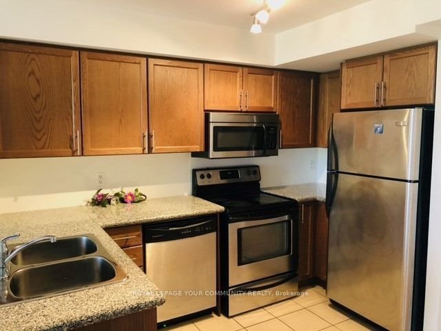 18 Harding Blvd, unit 1215 for rent