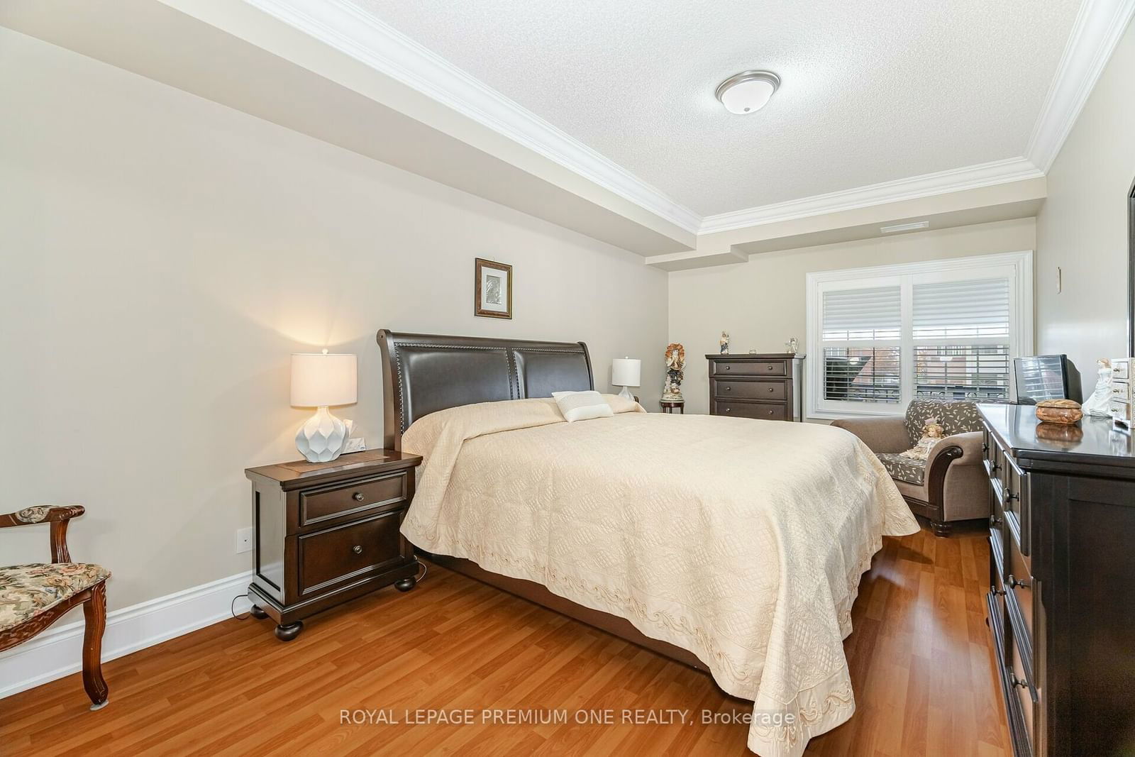 9451 Jane St, unit 210 for sale