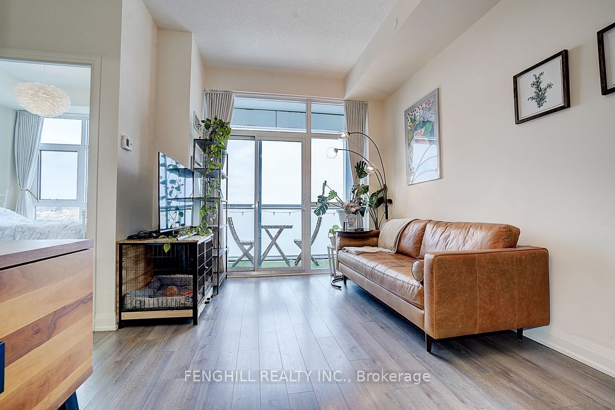 8763 Bayview Ave, unit 506 for sale