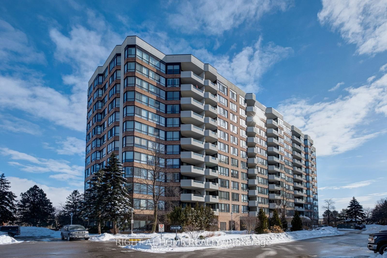 25 Austin Dr, unit 126 for sale