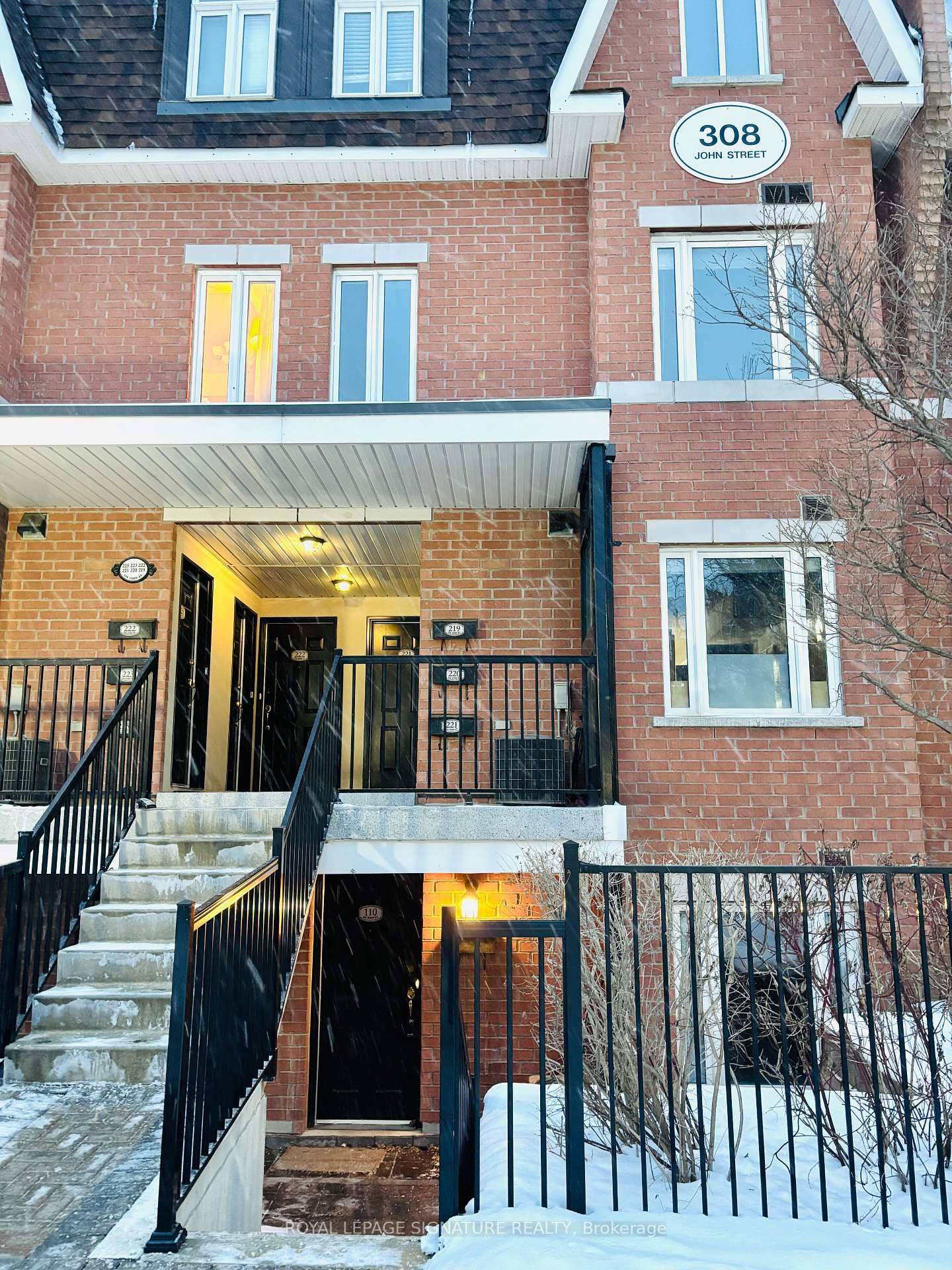 308 John St, unit 110 for rent