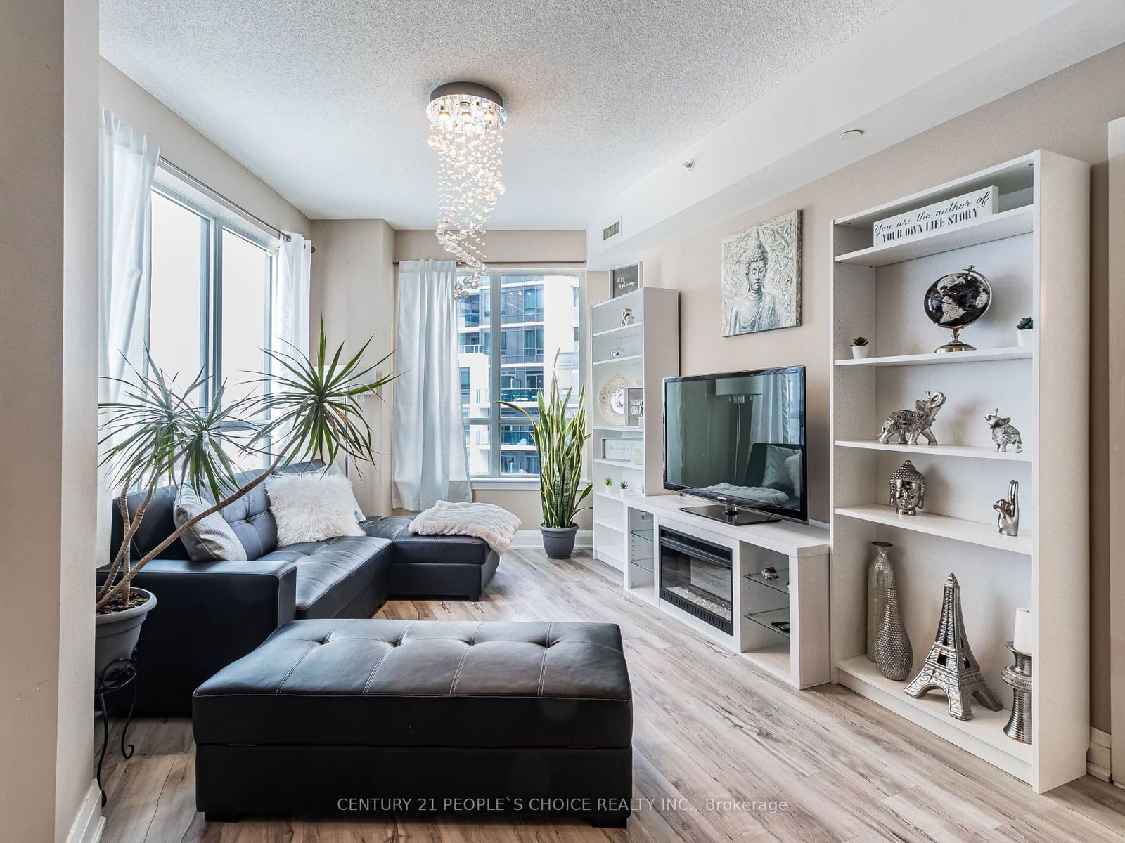 7161 Yonge St, unit #2232 for sale