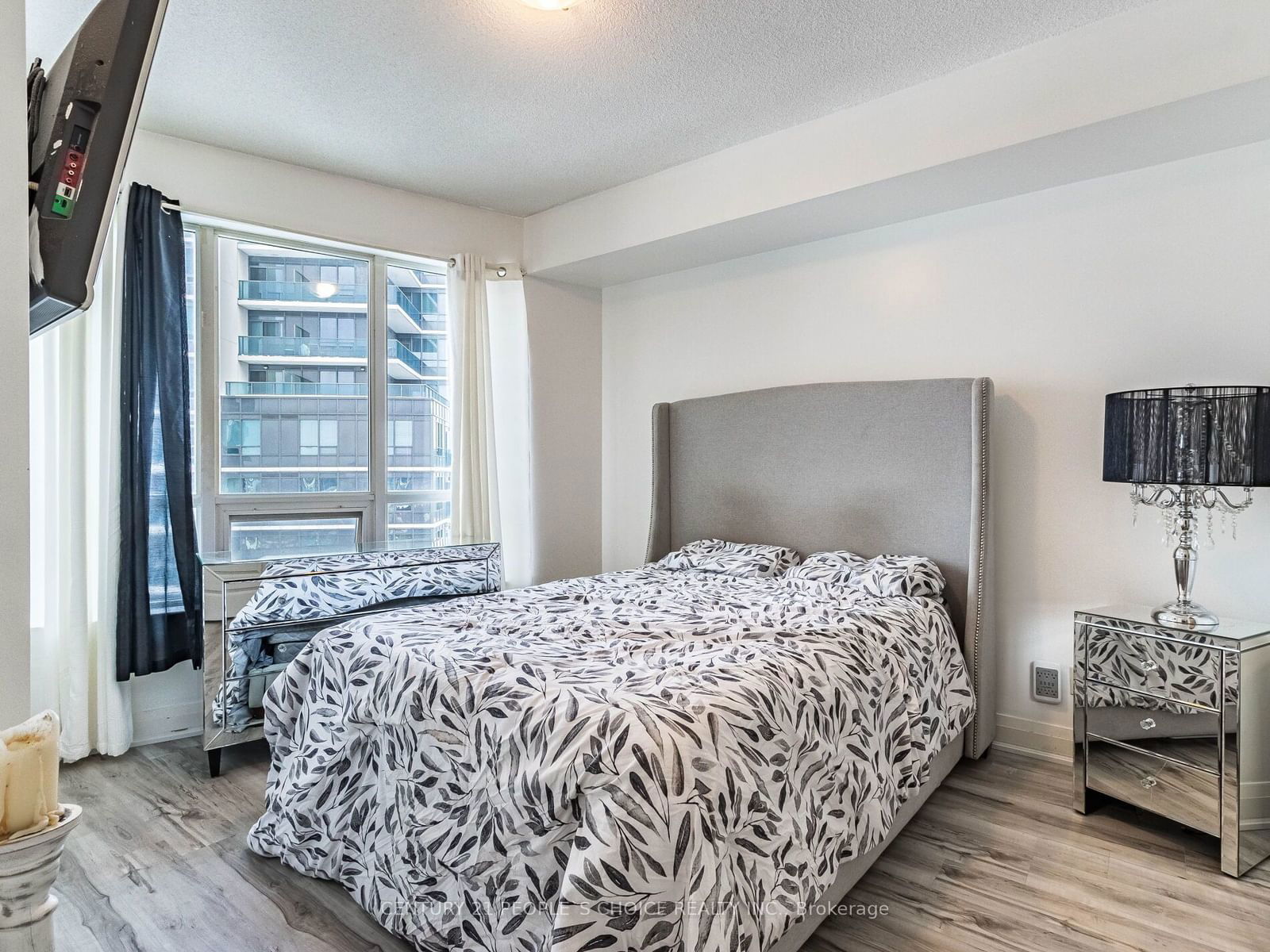 7161 Yonge St, unit #2232 for sale