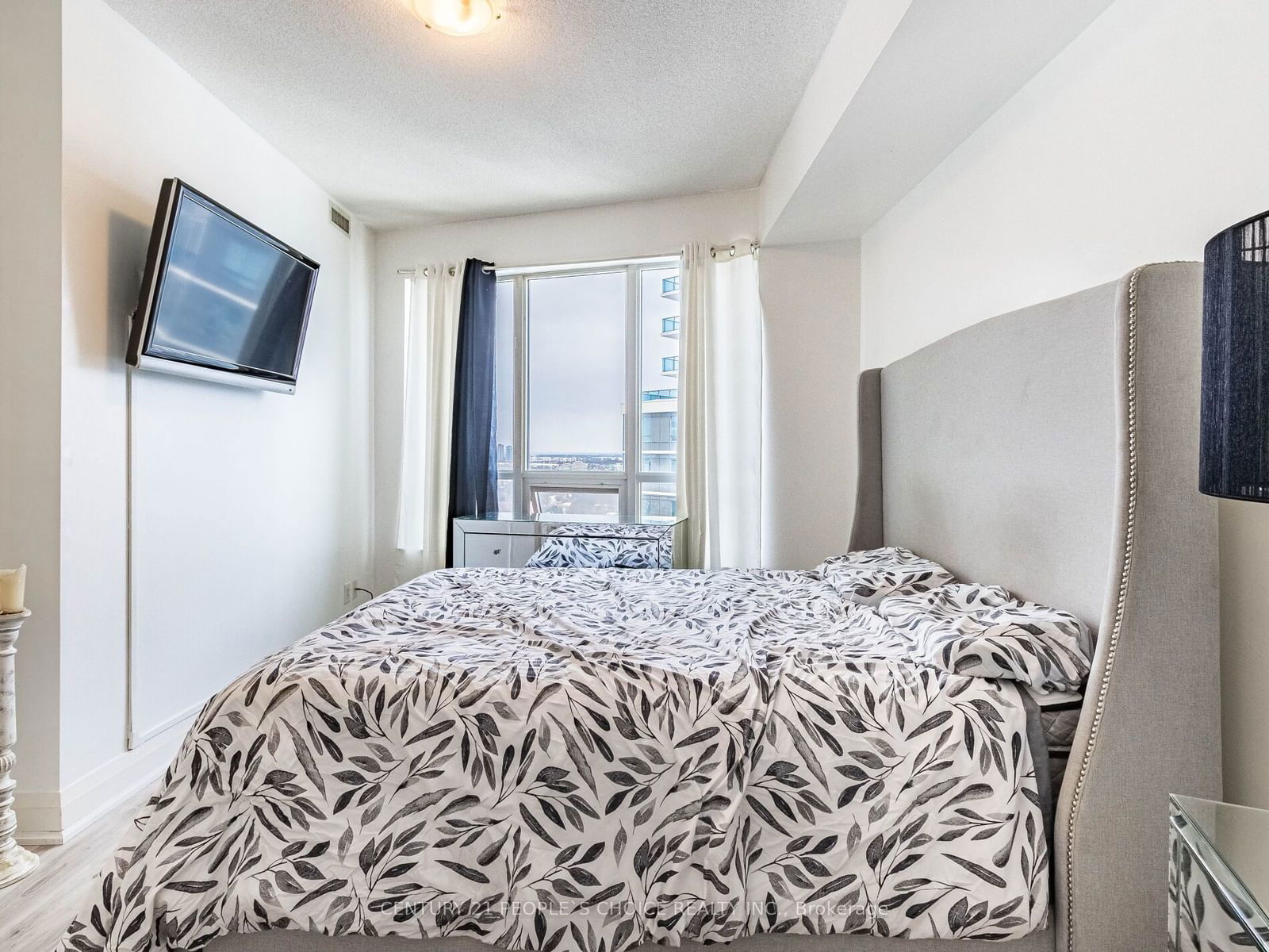 7161 Yonge St, unit #2232 for sale