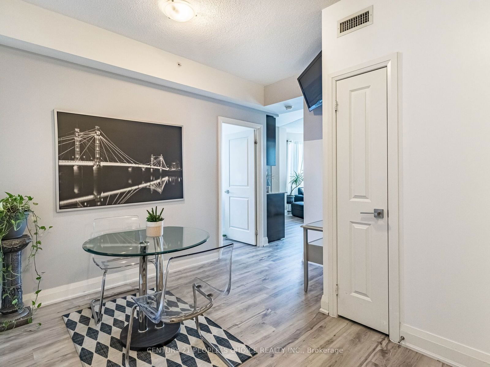 7161 Yonge St, unit #2232 for sale