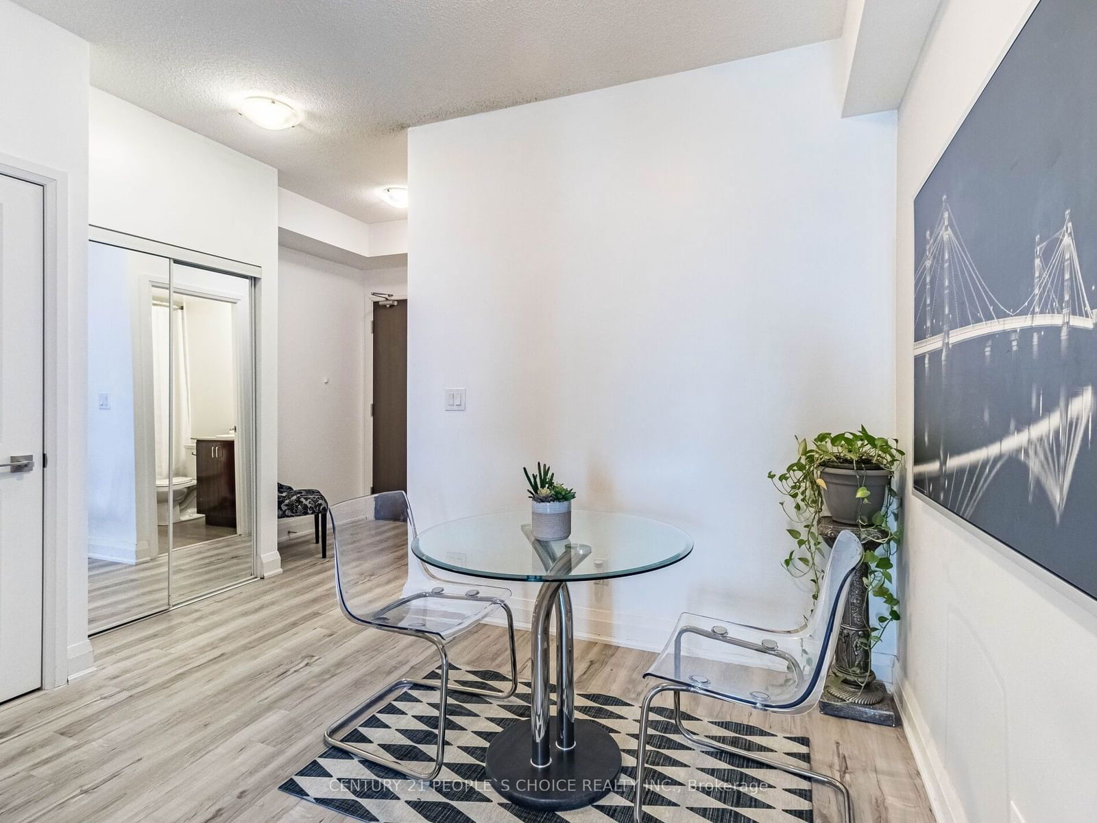 7161 Yonge St, unit #2232 for sale