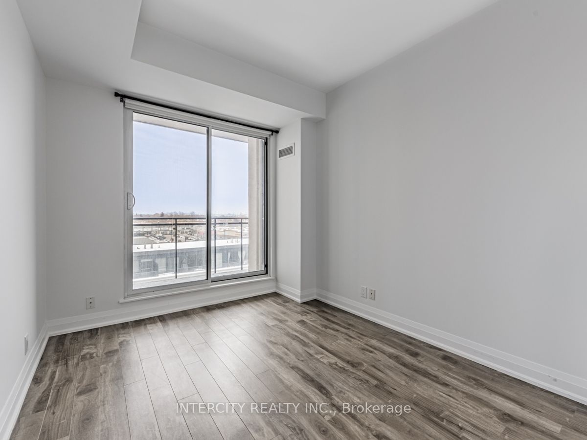 12 Woodstream Blvd, unit 412 for sale