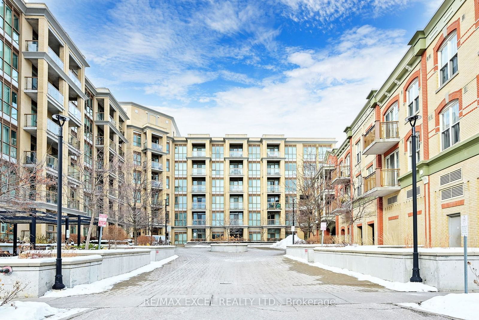 68 Main St N, unit 113 for sale