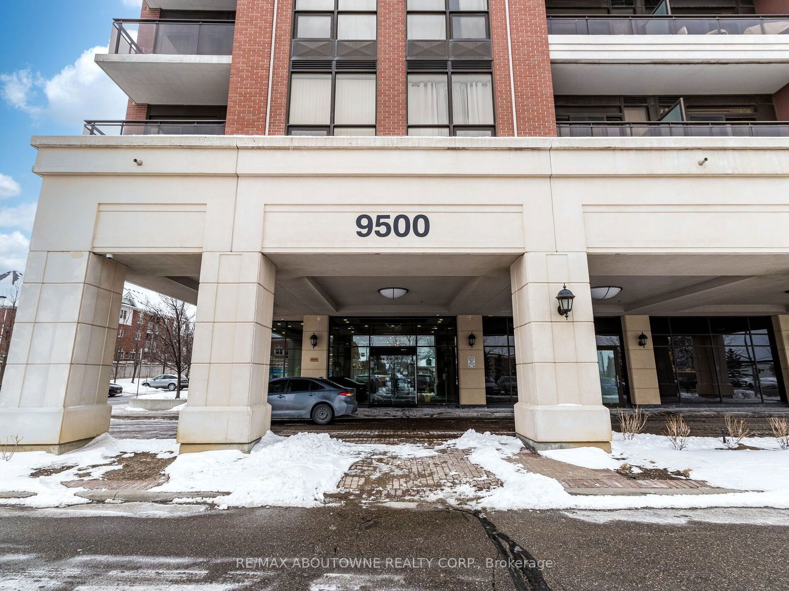 9500 Markham Rd, unit 1505 for rent