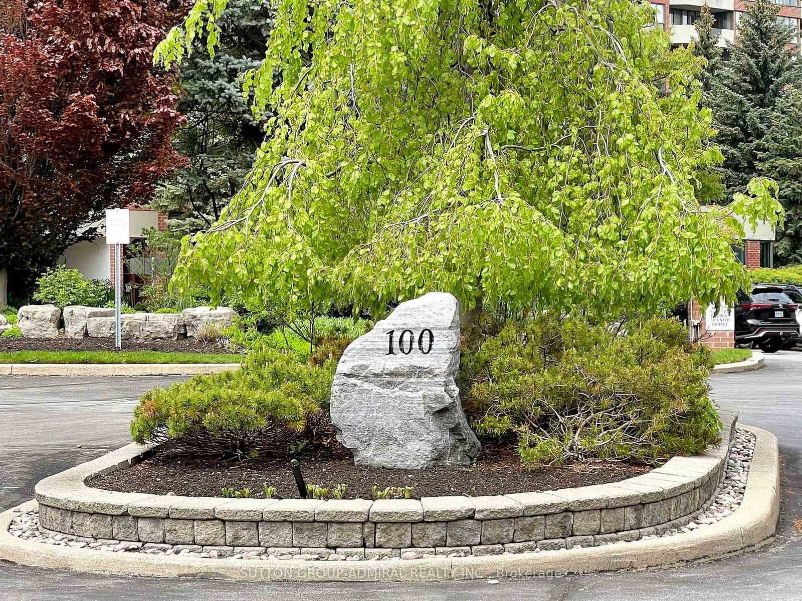 Observatory Lane Condo, Richmond Hill, Toronto