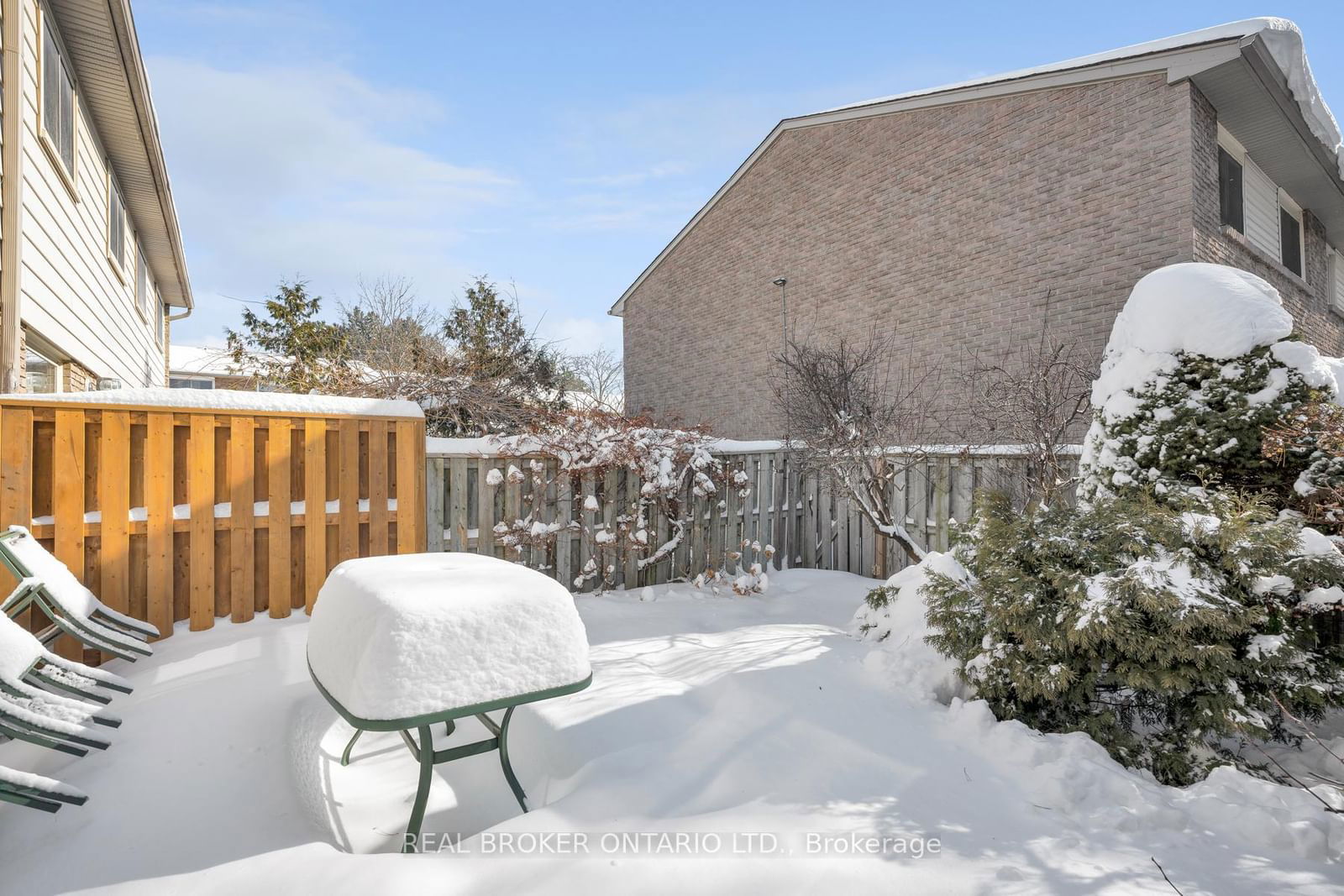 Camelot Way Townhomes, Markham, Toronto