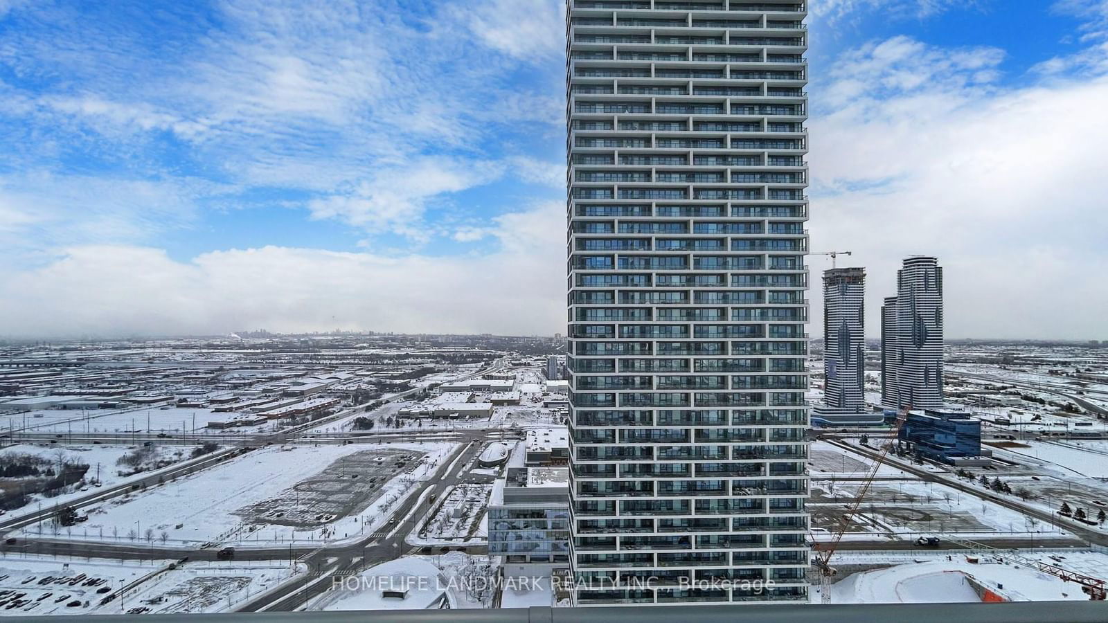 898 Portage Pkwy, unit 3907 for sale