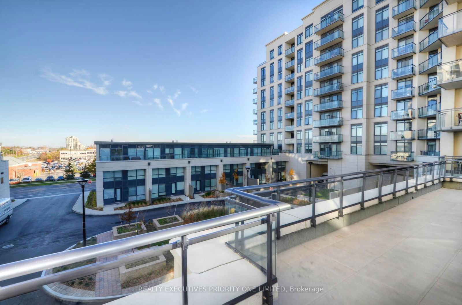 24 Woodstream Blvd, unit 514 for sale