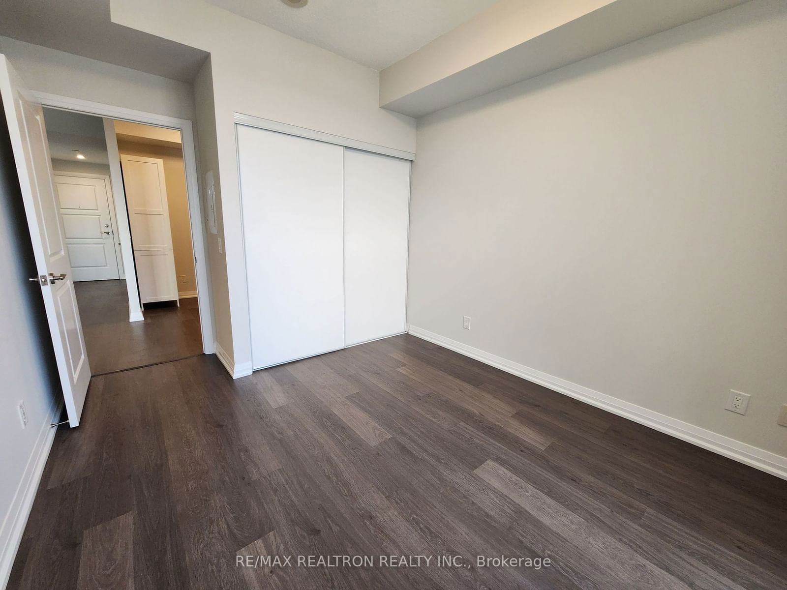 9500 Markham Rd, unit 519 for rent