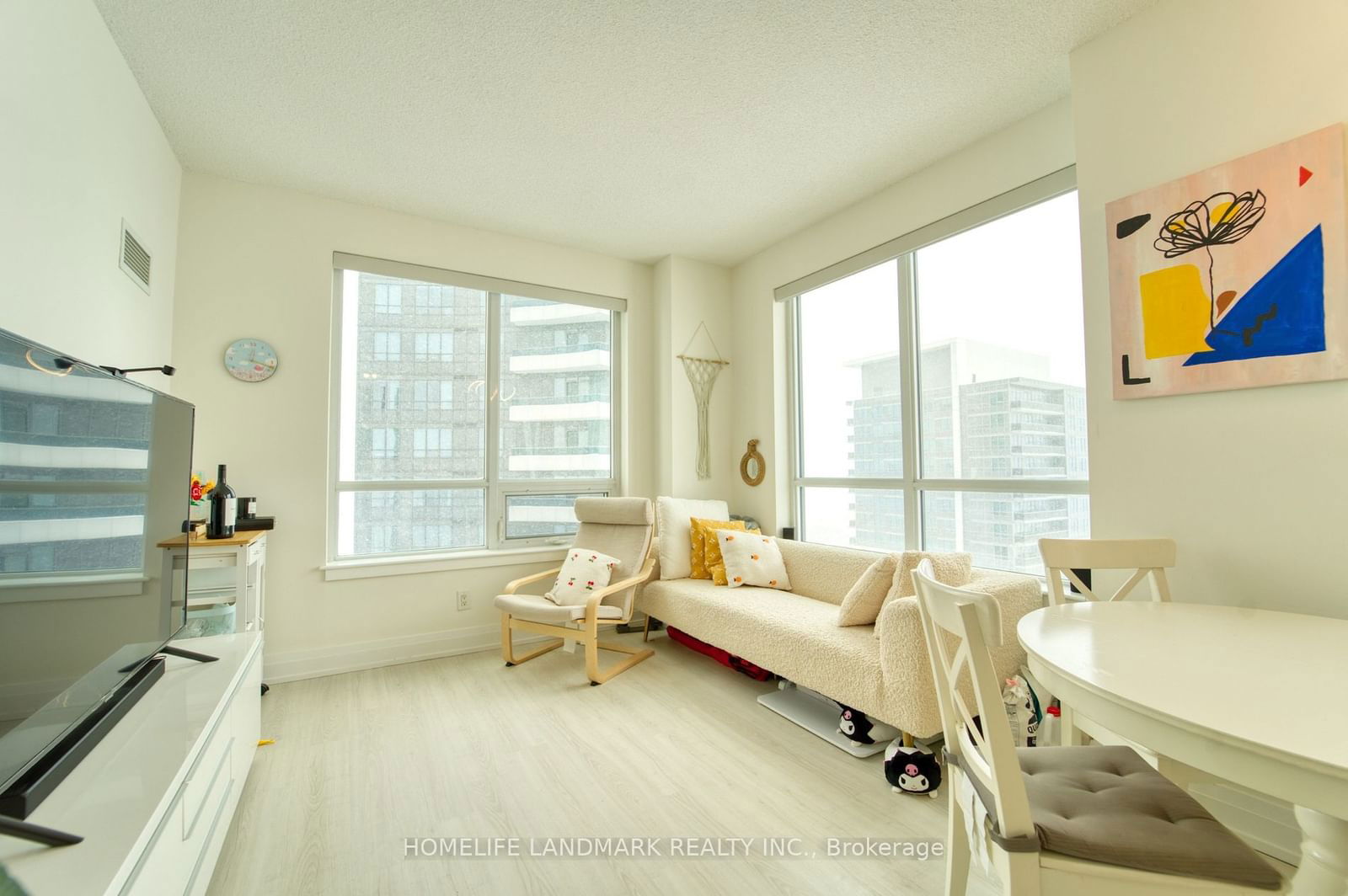 7165 Yonge St, unit 2112 for rent