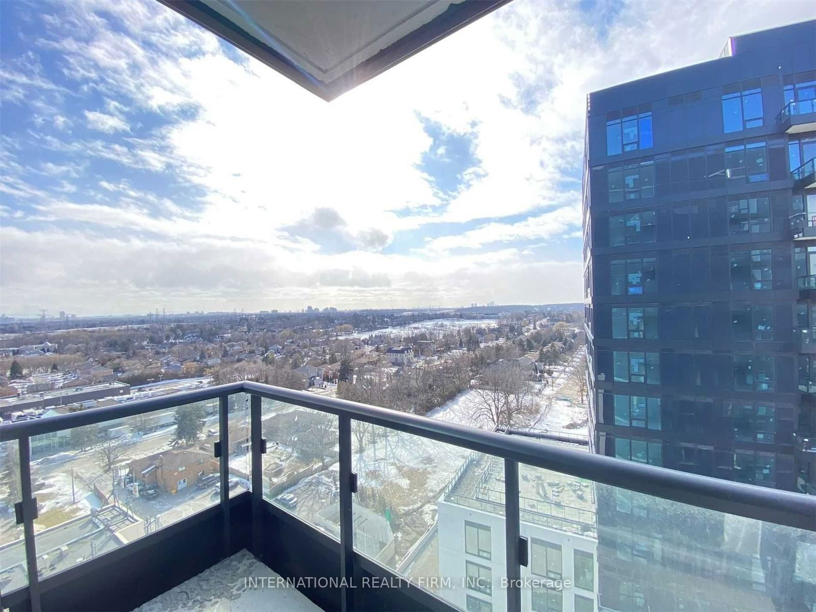 8868 Yonge St, unit 1209E for rent