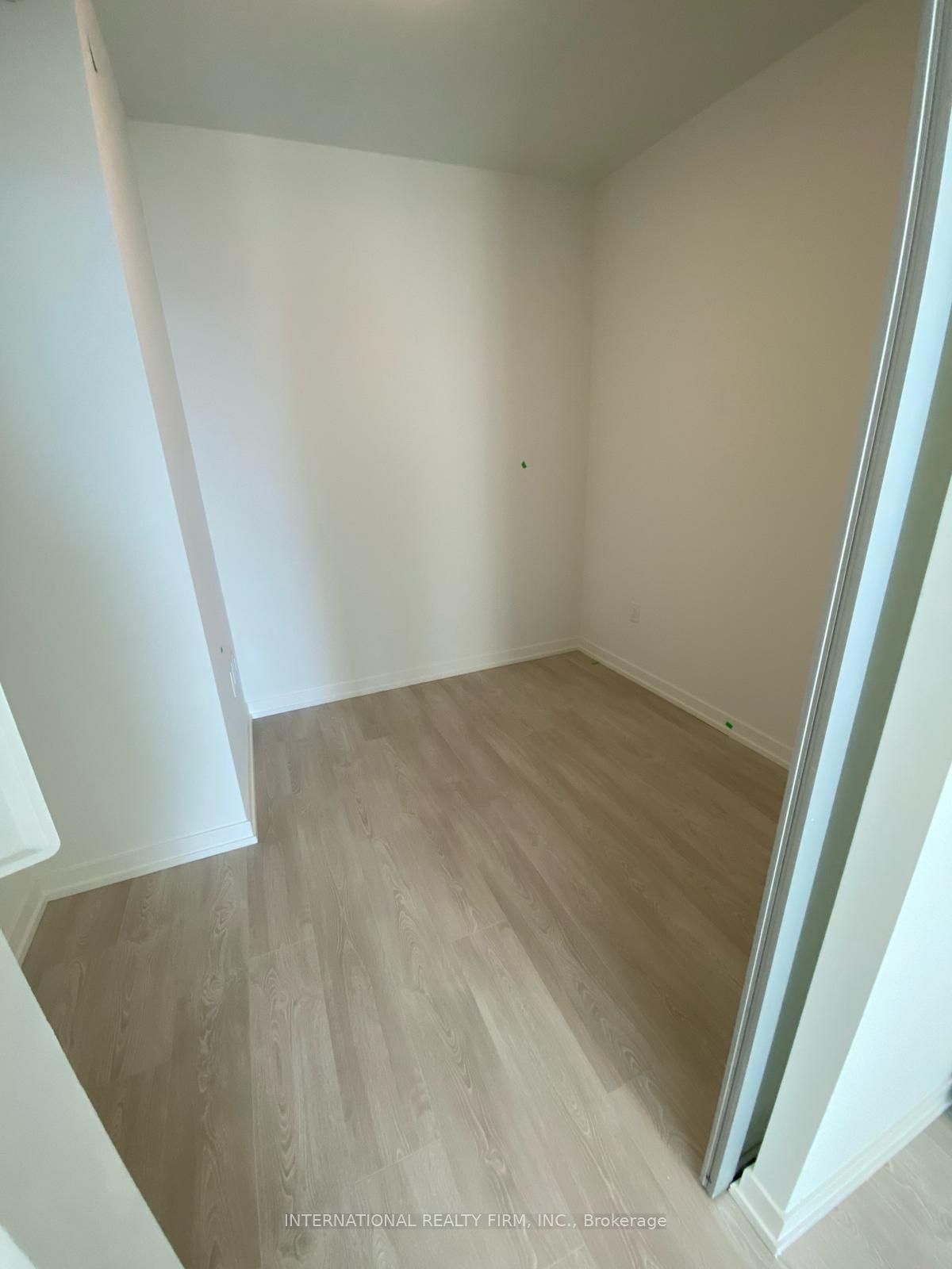 8868 Yonge St, unit 1209E for rent