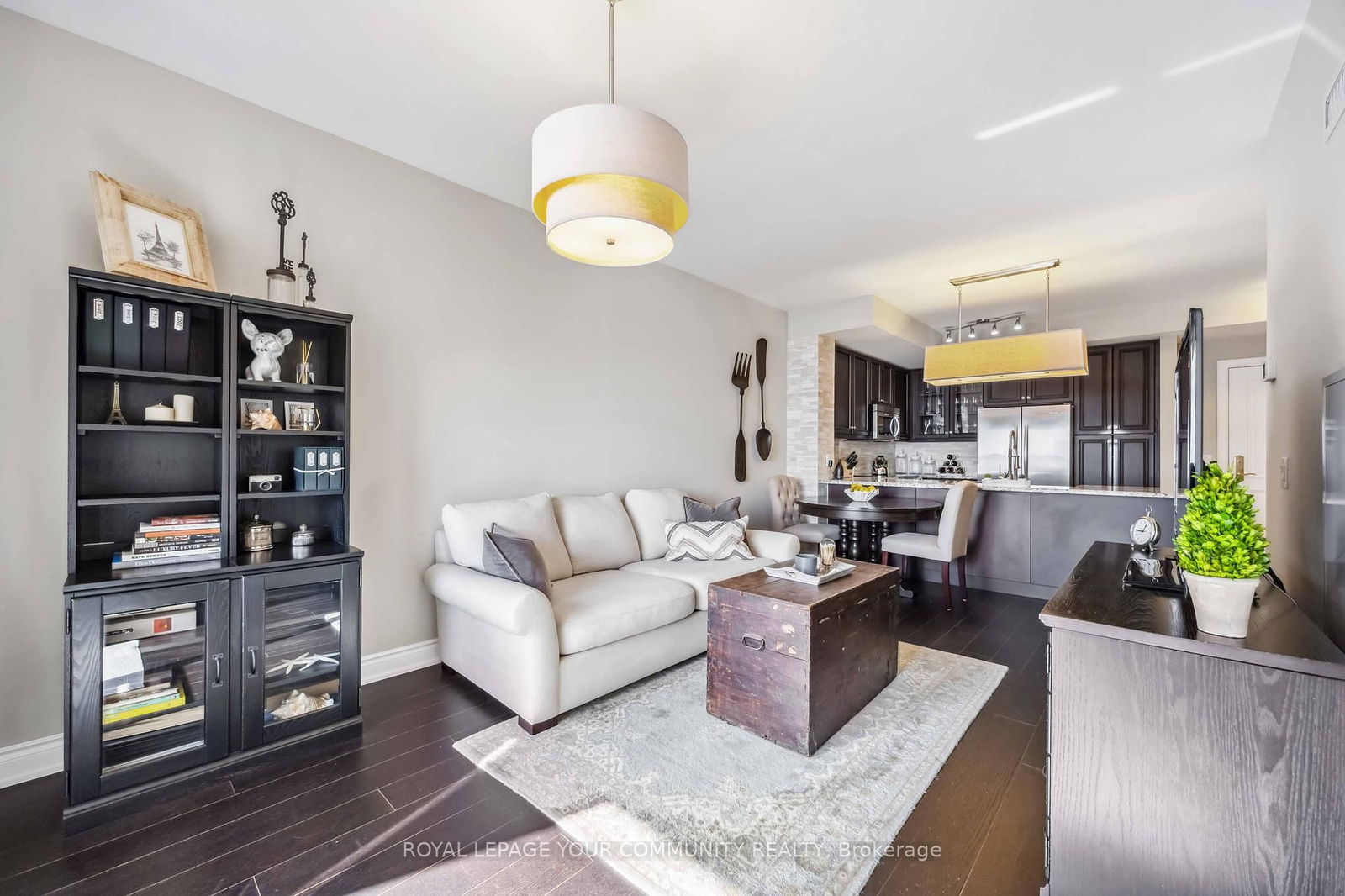 9245 Jane St, unit 1209 for sale