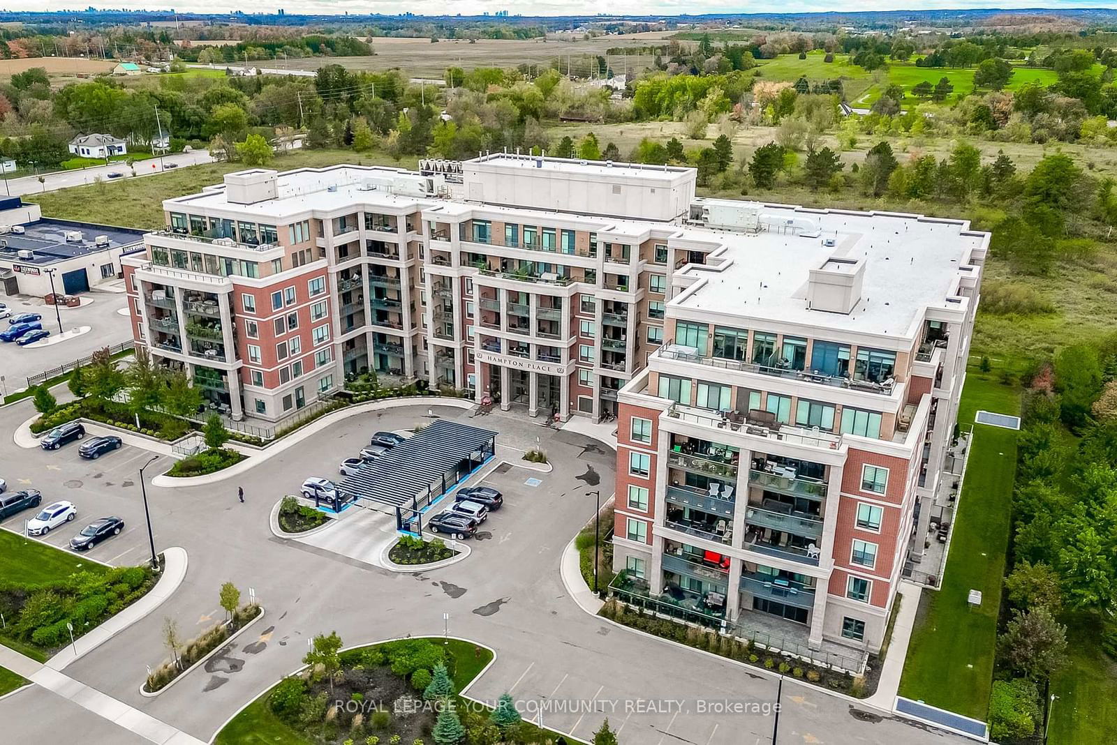 Hampton Place Condos, Whitchurch-Stouffville, Toronto