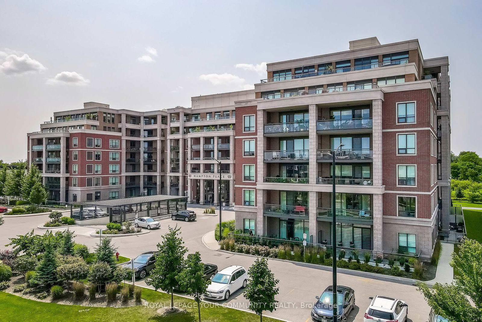 Hampton Place Condos, Whitchurch-Stouffville, Toronto