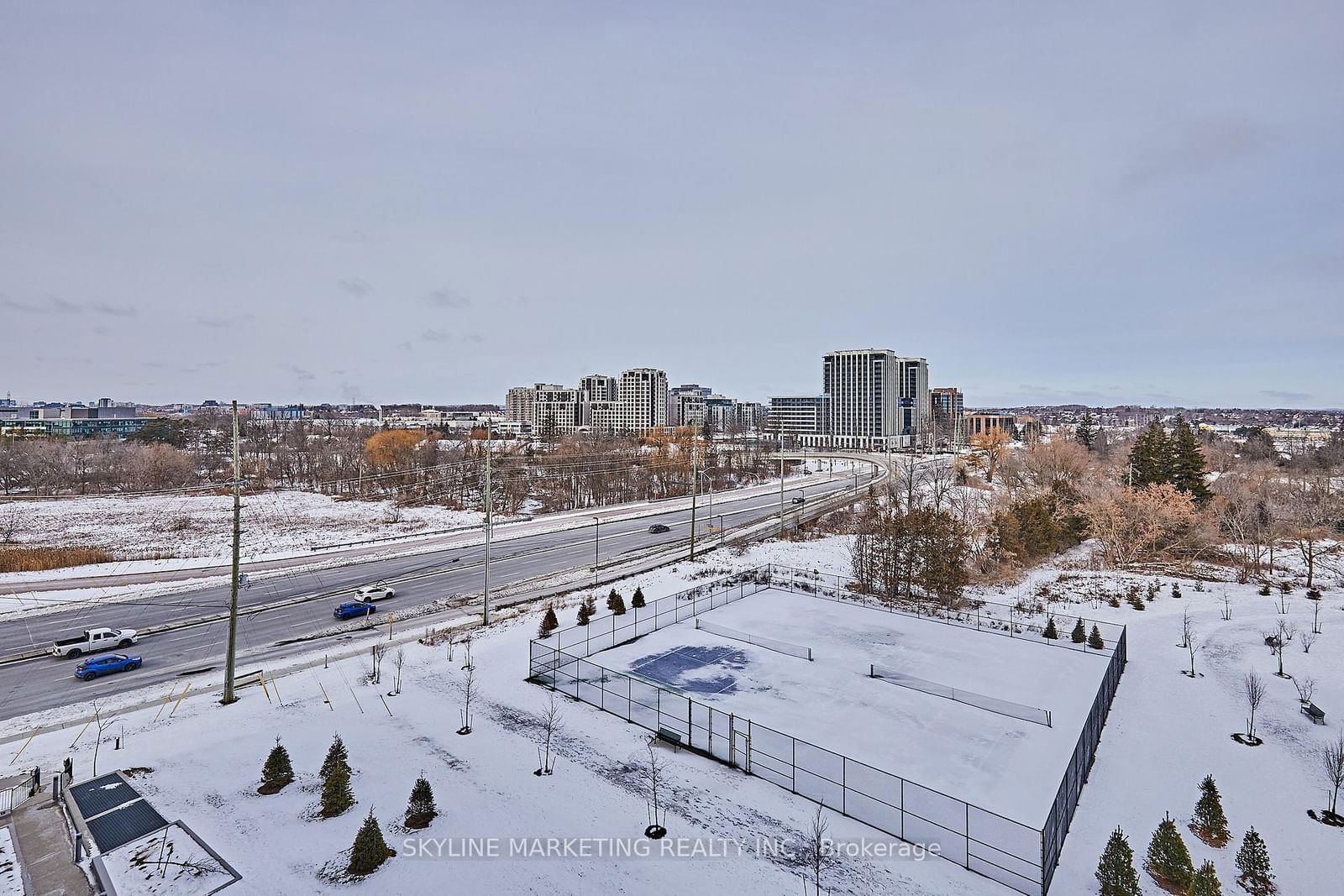 10 Rouge Valley Dr W, unit 728A for rent