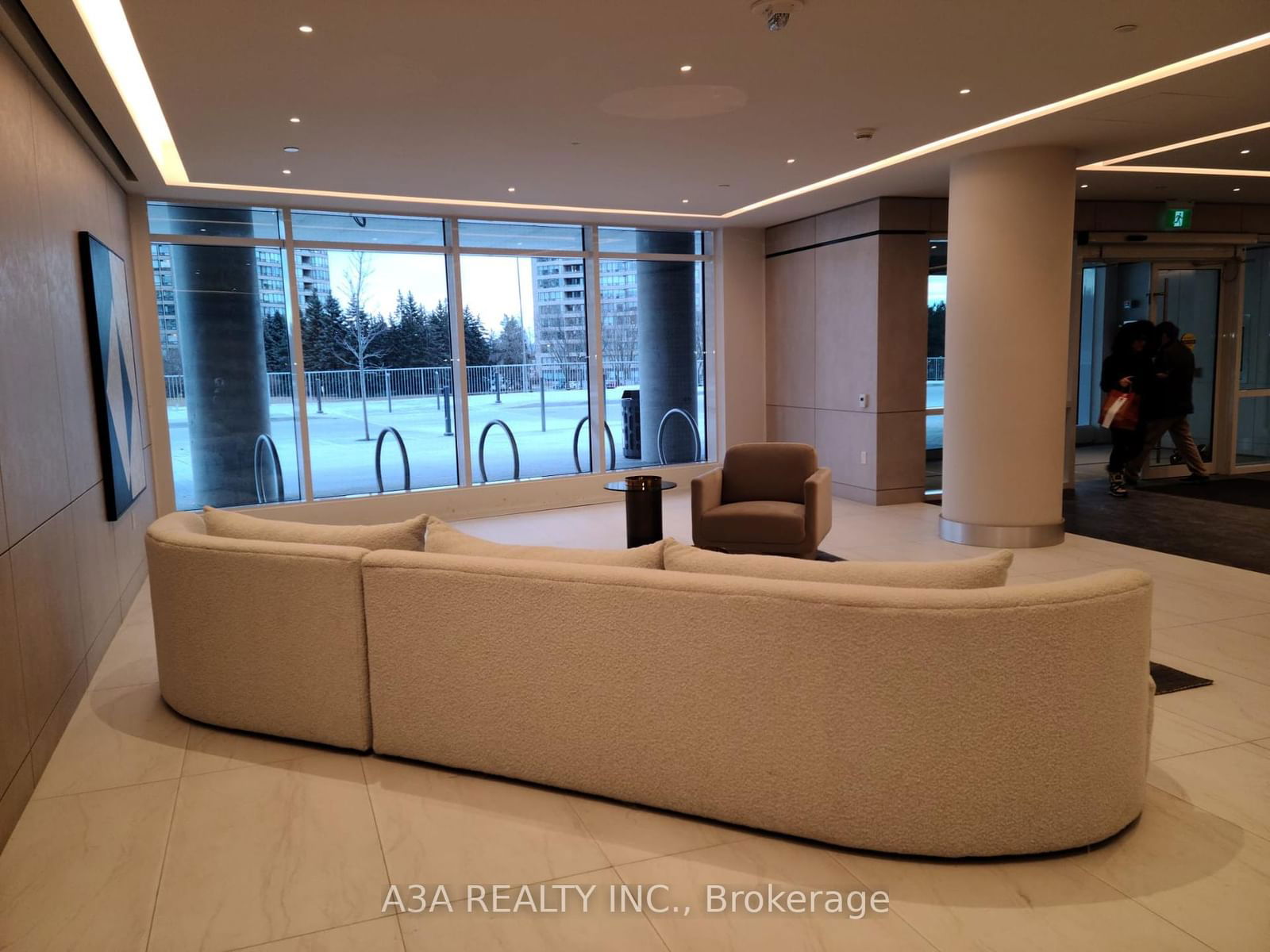 50 Upper Mall Way, unit 2201 for rent