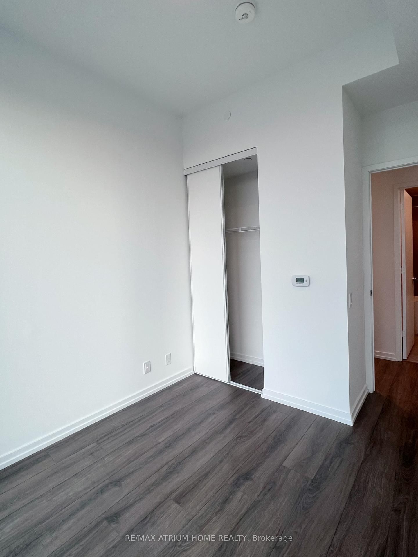 7890 Jane St, unit 1706 for rent