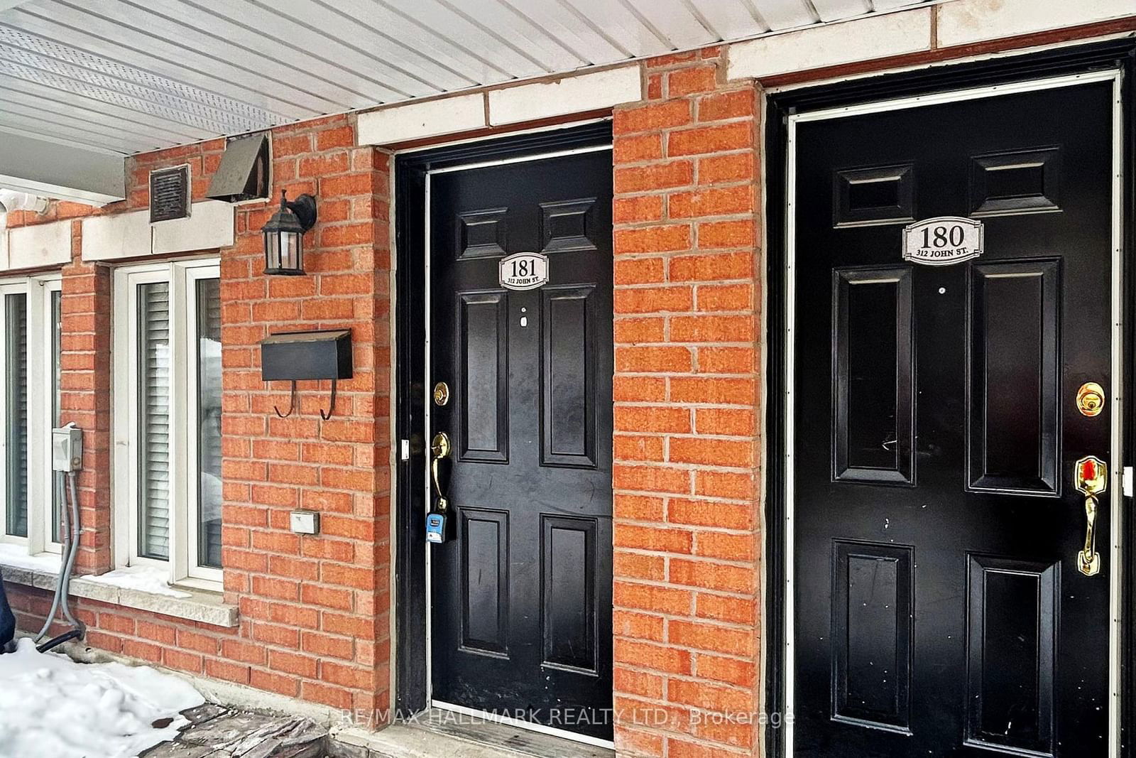 312 John St, unit 181 for rent