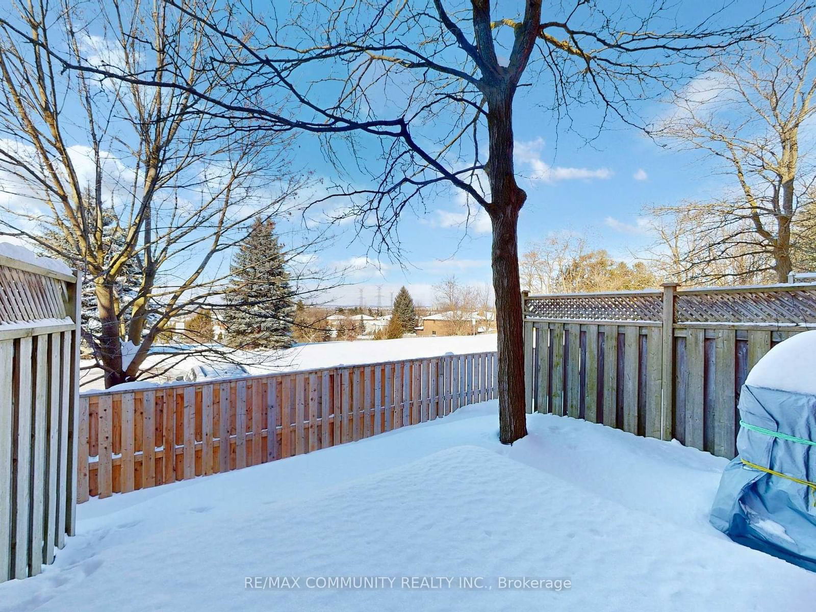 Bethune Way Townhouses, Markham, Toronto