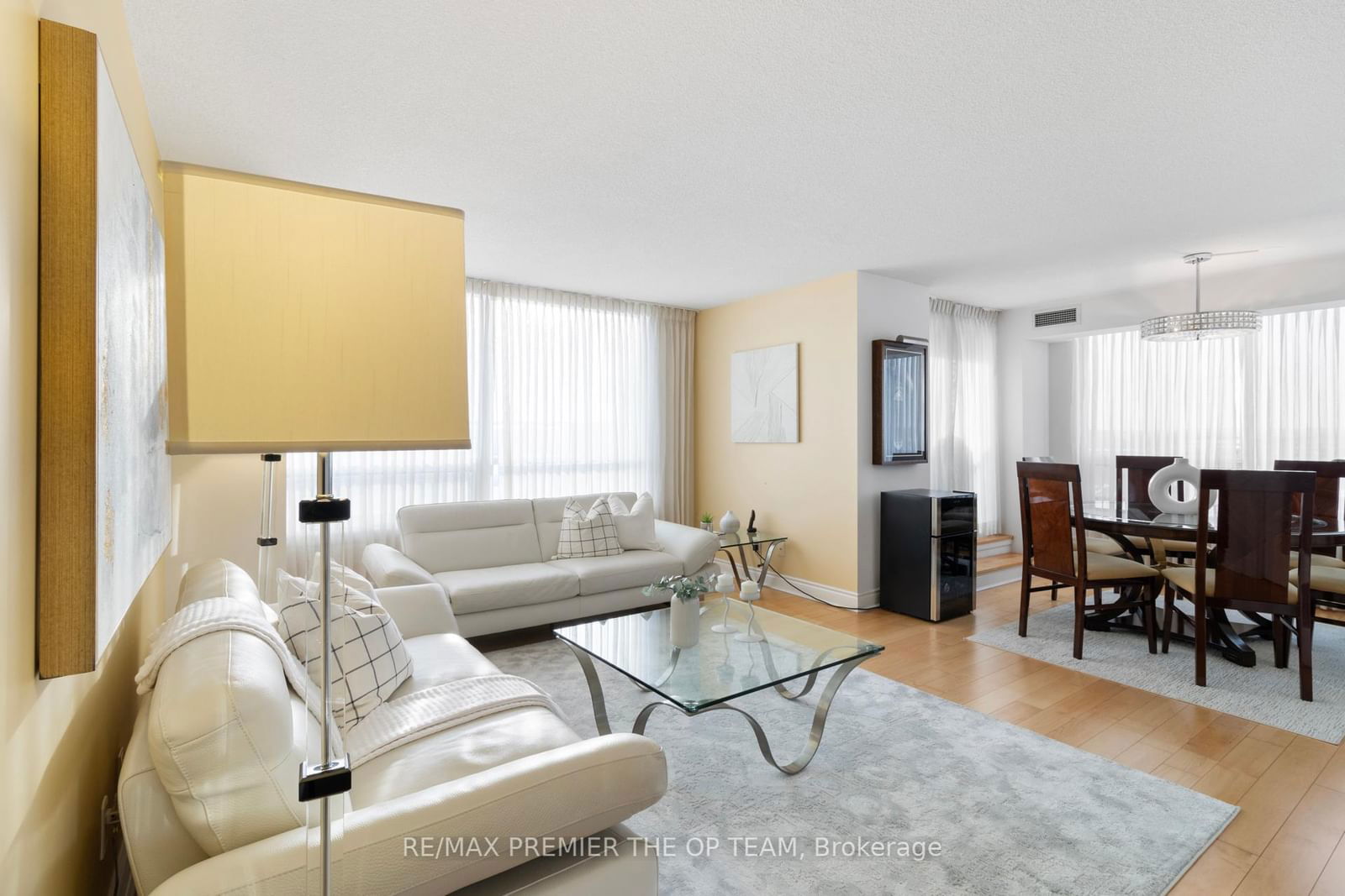 23 Cox Blvd, unit 1077 for sale