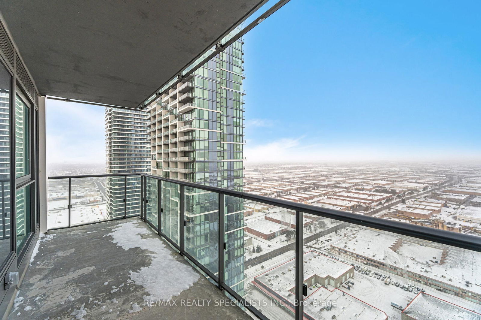 7890 Jane St, unit 3707 for sale