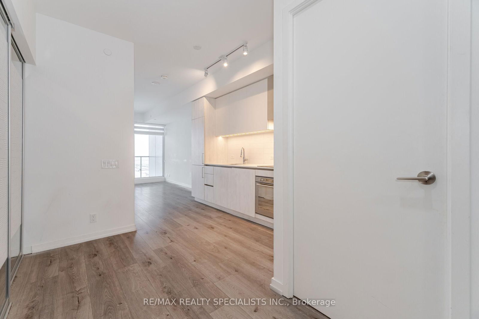 7890 Jane St, unit 3707 for sale