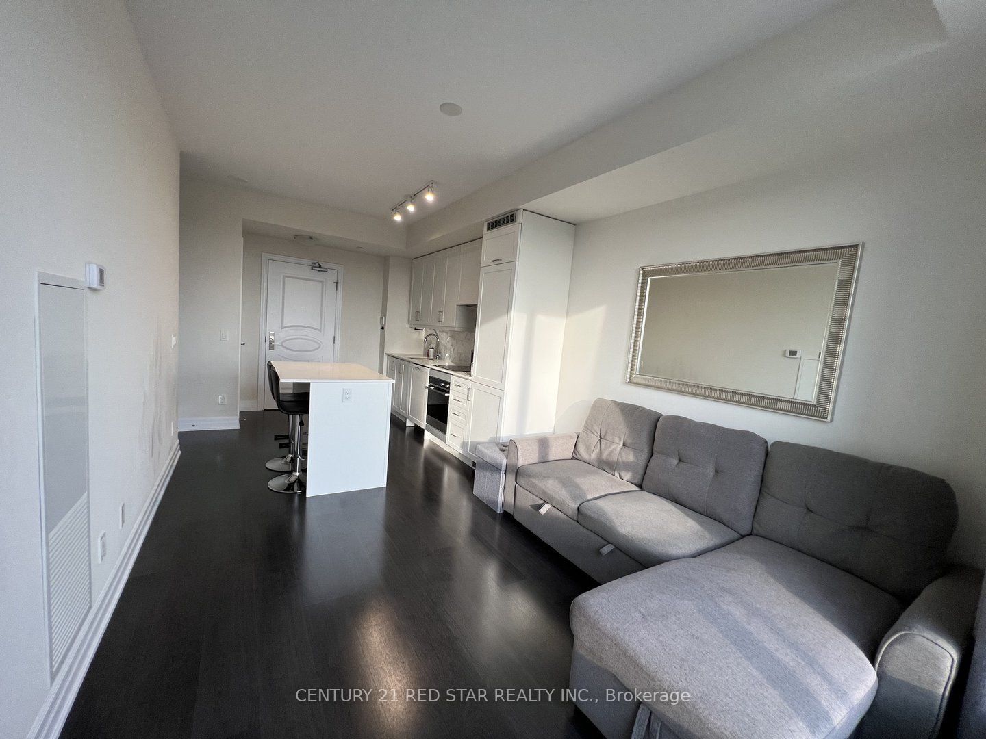 9075 Jane St, unit 314 for rent