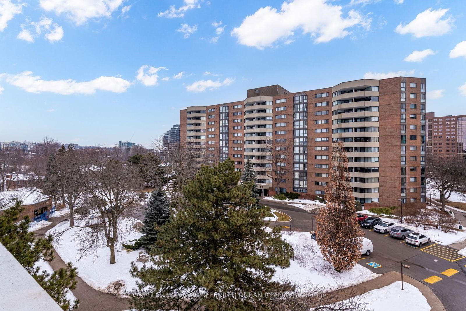 Baif Garden Court Condos, Richmond Hill, Toronto