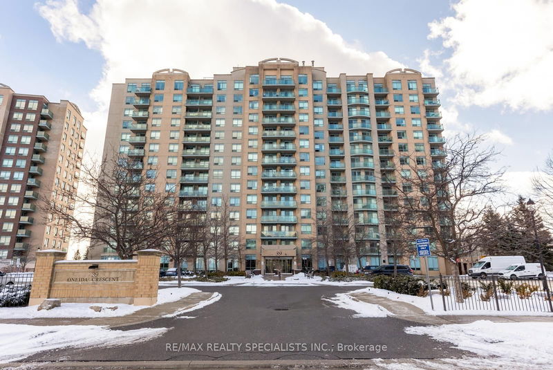 39 Oneida Cres, unit 608 for sale