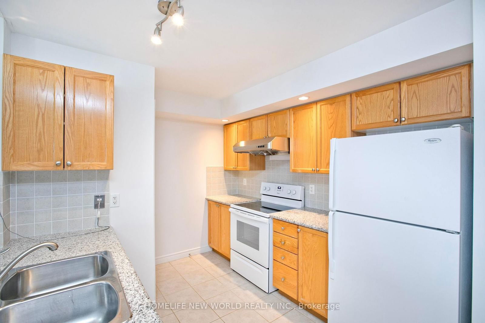 33 Cox Blvd, unit Unit 326 for sale