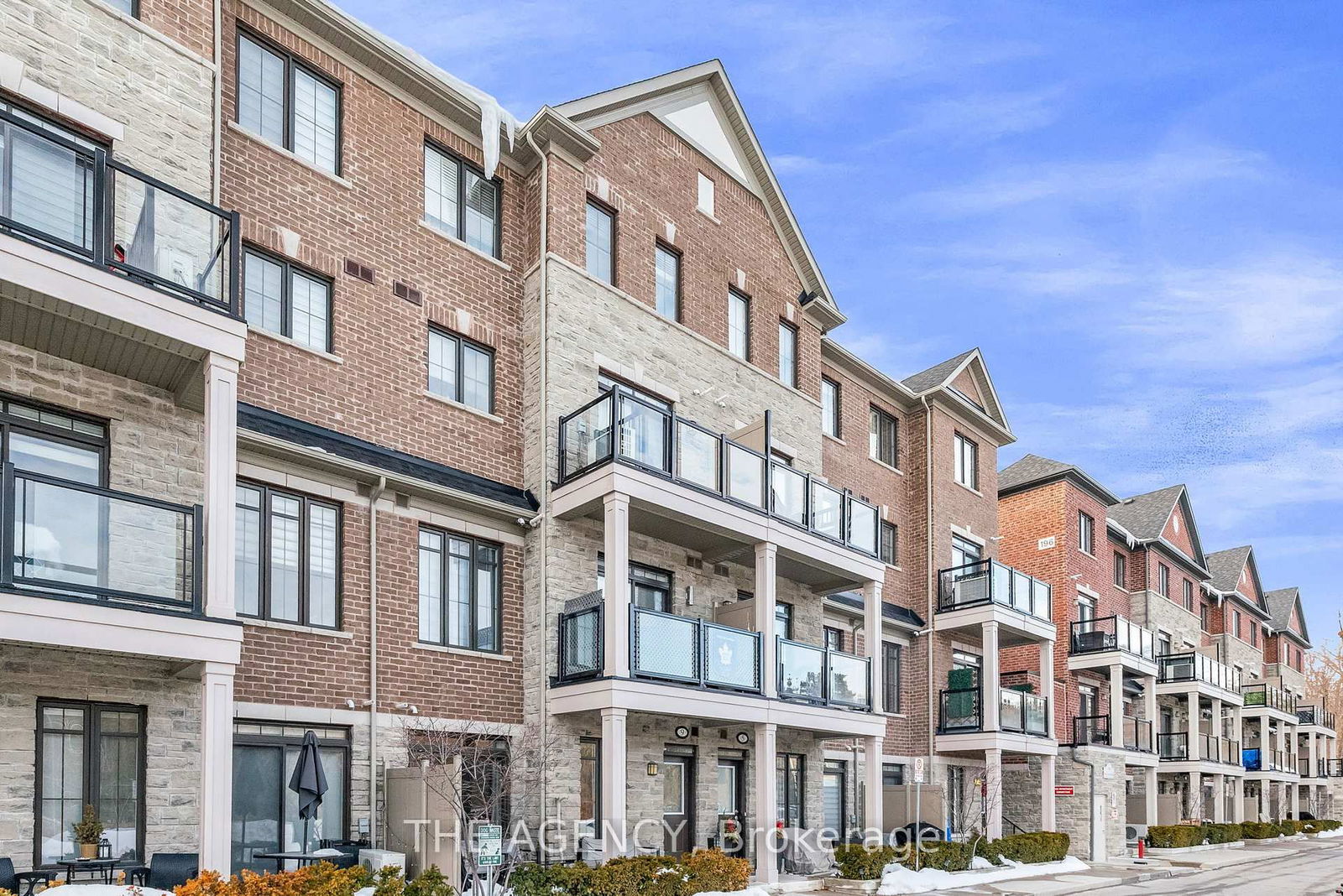 Riverside in Pine Grove Townhomes, Vaughan, Toronto