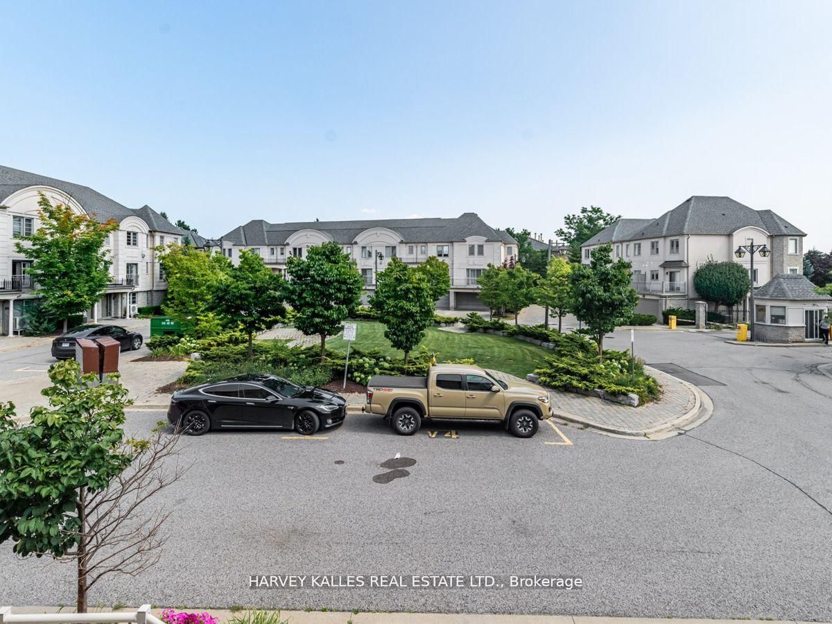 Bristol Court Townhomes, Richmond Hill, Toronto