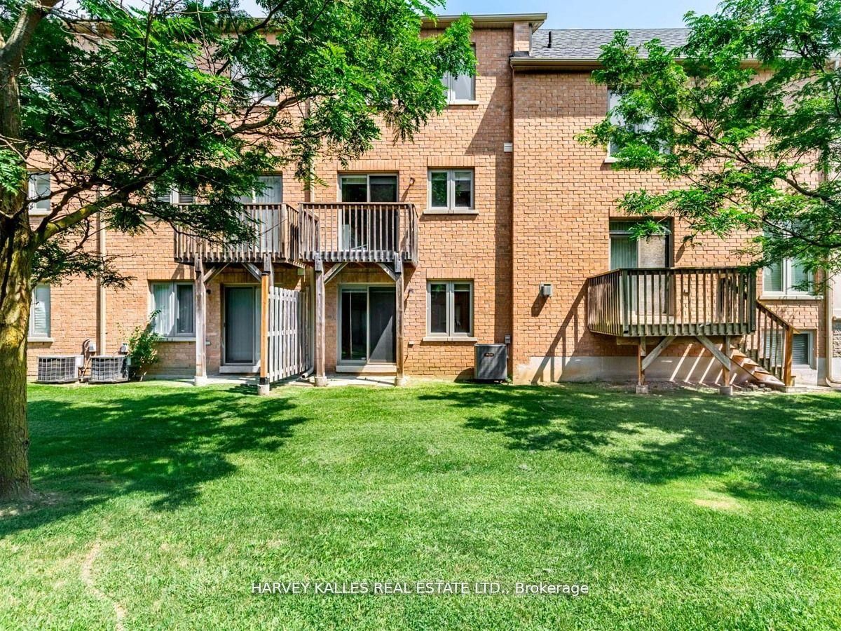 Bristol Court Townhomes, Richmond Hill, Toronto